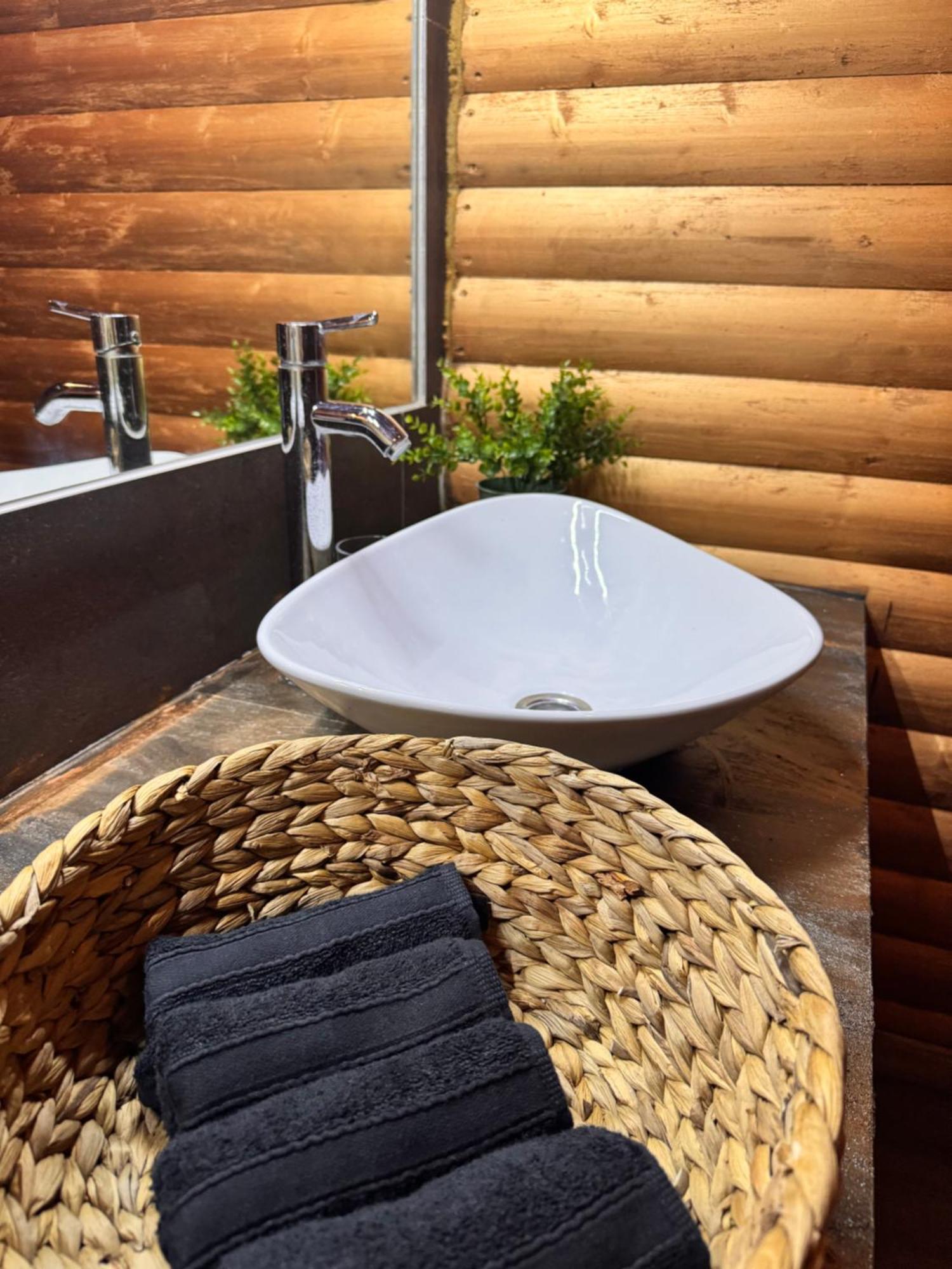 Glamping Resort Halicanum Grkavescak Exterior foto